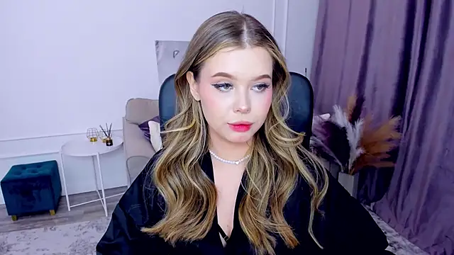 FollowLovee online show from 02.21.25