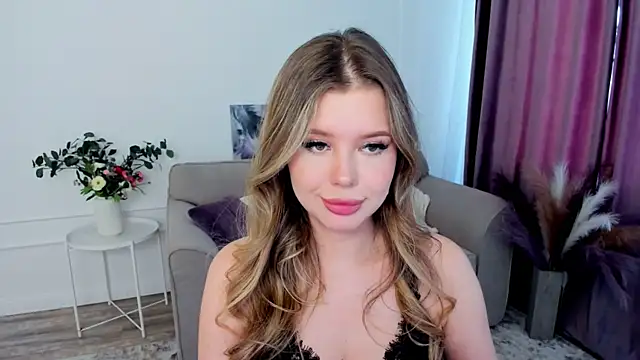 FollowLovee online show from 09.25.25