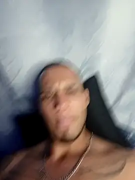 Snapshot of MagnusFrost chatting on 02.26.25 MagnusFrost online show from 02.26.25