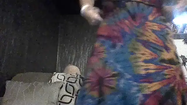 Snapshot of Candalicious chatting on 11.23.25 Candalicious online show from 11.23.25