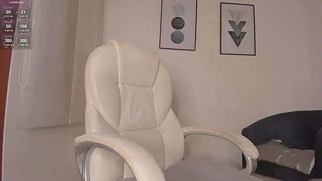 LynnSam  online show from 03.21.25