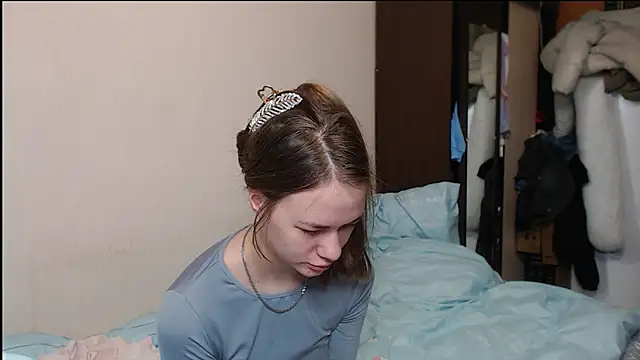 Snapshot of leila_bambi_ chatting on 02.16.25 leila bambi online show from 02.16.25