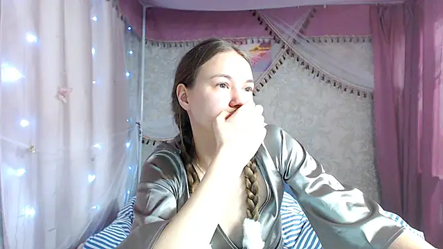 leila bambi  online show from 01.16.26