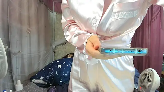 leila bambi  online show from 03.02.26