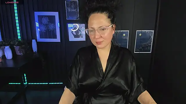 Snapshot of Anita_Muse chatting on 01.04.25 Anita Muse online show from 01.04.25