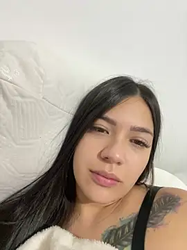 Latina vanessa online show from 02.01.26