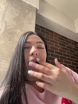 Latina vanessa online show from 03.26.26