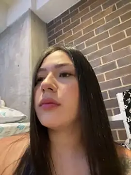 Latina vanessa online show from 04.04.26