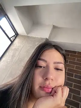 Latina vanessa online show from 04.14.26