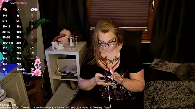 Big Beautiful MILF online show from 01.11.26