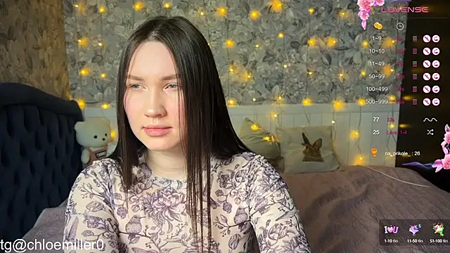ChloeMillerMeow online show from 02.11.25