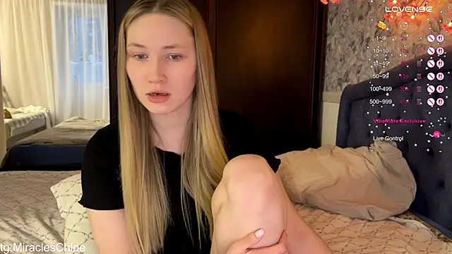 ChloeMillerMeow online show from 01.11.26