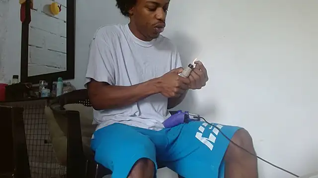 Snapshot of Larry-n-clouds chatting on 02.03.26 Larry-n-clouds online show from 02.03.26