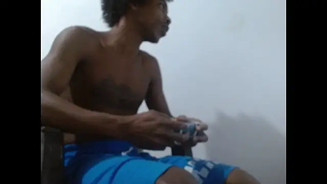 Snapshot of Larry-n-clouds chatting on 02.06.26 Larry-n-clouds online show from 02.06.26