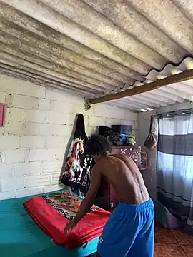 Larry-n-clouds online show from 04.01.26