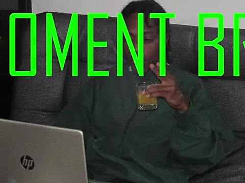 Larry-n-clouds online show from 06.04.26