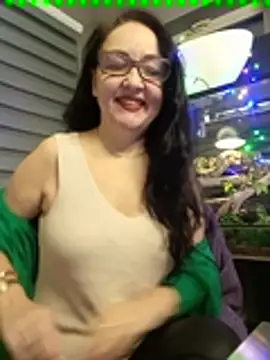 Snapshot of CamilleDesire chatting on 01.17.25 CamilleDesire online show from 01.17.25