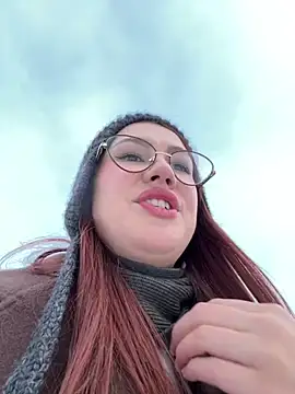 Snapshot of RinaCat chatting on 12.22.24 RinaCat online show from 12.22.24