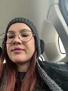 Snapshot of RinaCat chatting on 01.08.25 RinaCat online show from 01.08.25