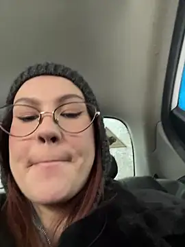 Snapshot of RinaCat chatting on 01.10.25 RinaCat online show from 01.10.25