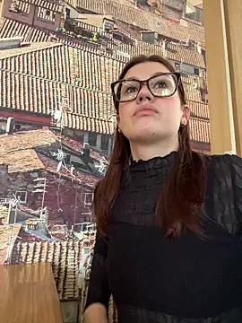 Snapshot of RinaCat chatting on 02.12.25 RinaCat online show from 02.12.25