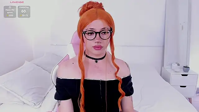 Snapshot of KloeKing__ chatting on 01.27.25 KloeKing   online show from 01.27.25