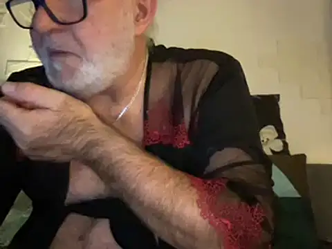 Snapshot of EroticVenetian chatting on 02.27.25 EroticVenetian online show from 02.27.25
