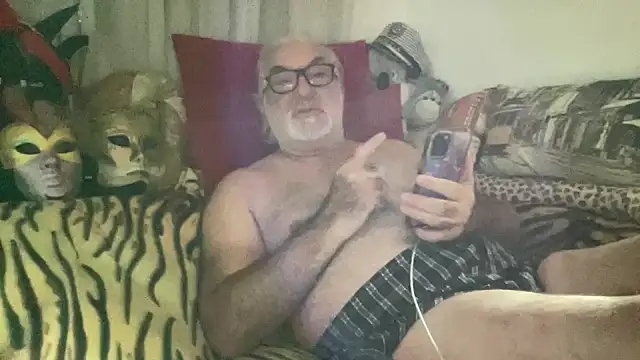 Snapshot of EroticVenetian chatting on 09.29.25 EroticVenetian online show from 09.29.25