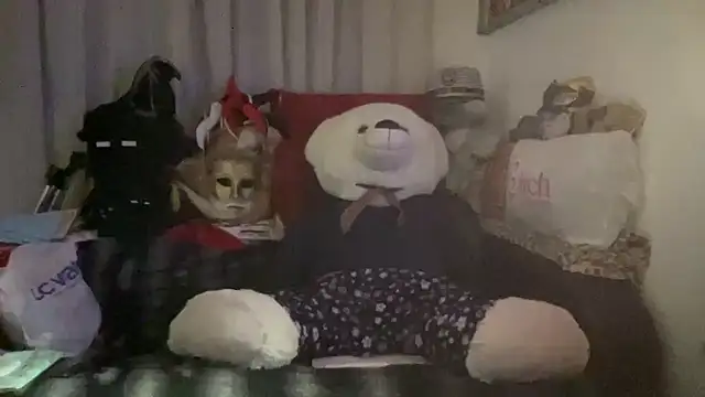 EroticVenetian online show from 11.17.25