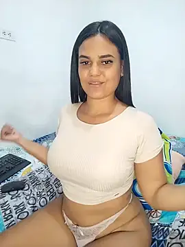 Snapshot of AntonellaShot chatting on 02.06.25 AntonellaShot online show from 02.06.25