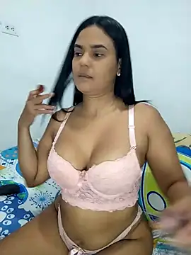 Snapshot of AntonellaShot chatting on 02.19.25 AntonellaShot online show from 02.19.25