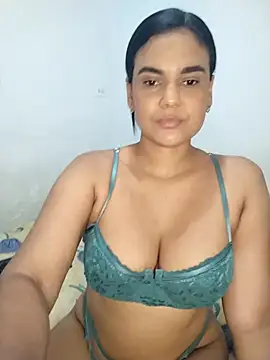 Snapshot of AntonellaShot chatting on 09.16.25 AntonellaShot online show from 09.16.25