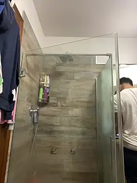 Snapshot of LukonPorn chatting on 02.28.25 LukonPorn online show from 02.28.25