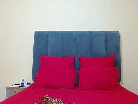 curvycloe1 online show from 05.25.26