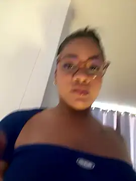 ashley Tompson1 online show from 01.17.26