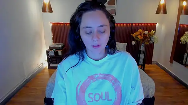 KatherineBond online show from 05.12.26