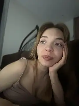 Snapshot of BarbaraFantasy chatting on 05.19.26 BarbaraFantasy online show from 05.19.26