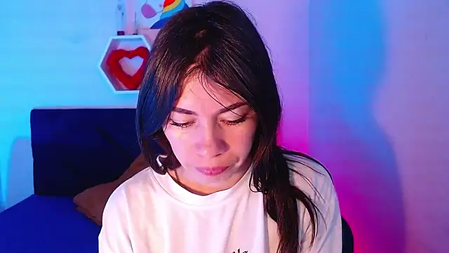 AnnaliOlsenX online show from 12.22.24