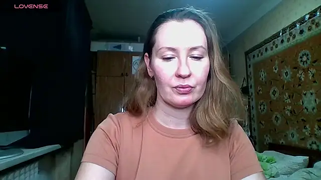 AnnaXLovers online show from 02.04.25