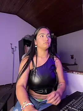 JazminTaylor online show from 02.18.25