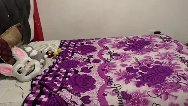 Snapshot of Katty_Bones chatting on 11.11.25 Katty Bones online show from 11.11.25