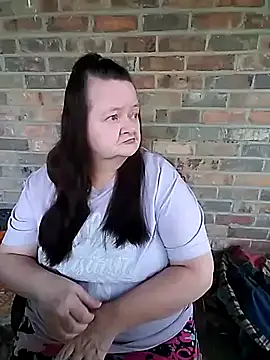 Bayou Woman68 online show from 10.23.25