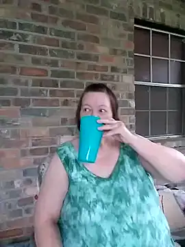 Snapshot of Bayou_Woman68 chatting on 06.16.26 Bayou Woman68 online show from 06.16.26