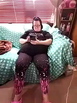 Snapshot of Bayou_Woman68 chatting on 07.13.26 Bayou Woman68 online show from 07.13.26