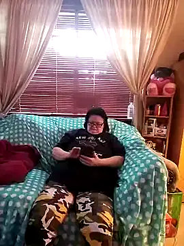 Snapshot of Bayou_Woman68 chatting on 07.30.26 Bayou Woman68 online show from 07.30.26