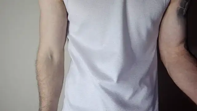 Snapshot of Kenner_fox77 chatting on 02.13.25 Kenner fox77 online show from 02.13.25