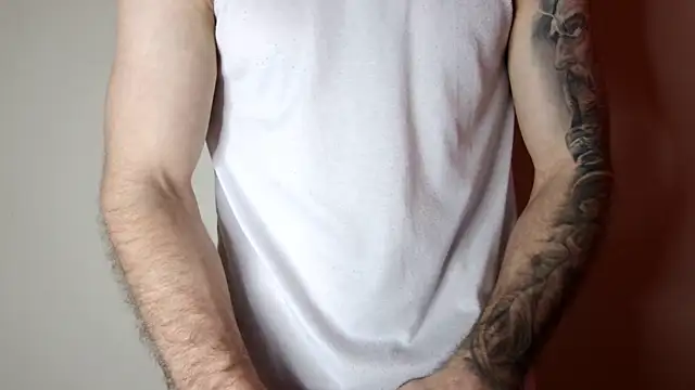 Snapshot of Kenner_fox77 chatting on 03.08.25 Kenner fox77 online show from 03.08.25