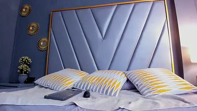 BrendaAdams  online show from 09.21.25