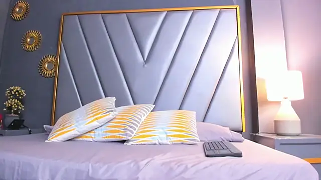 BrendaAdams  online show from 10.11.25