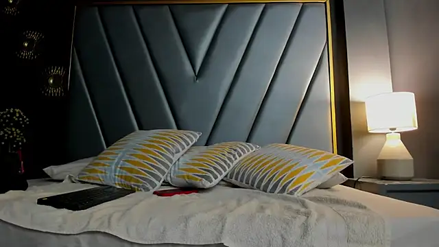 BrendaAdams  online show from 10.22.25